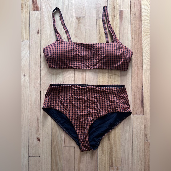 Everlane Other - Everlane Black and Orange Garment